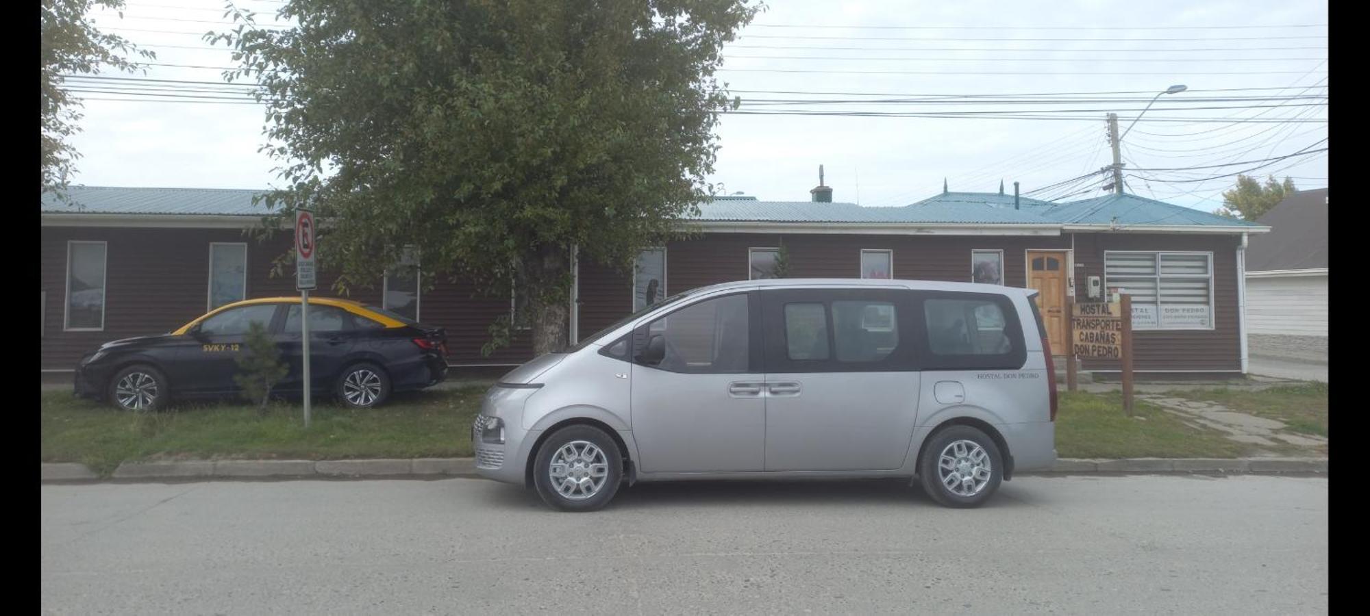 Hostal Don Pedro Puerto Natales Exterior photo